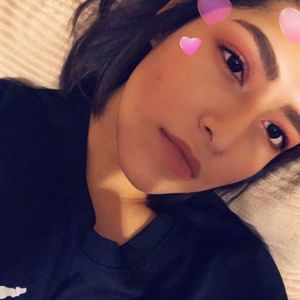 Meet your Posher, Lola